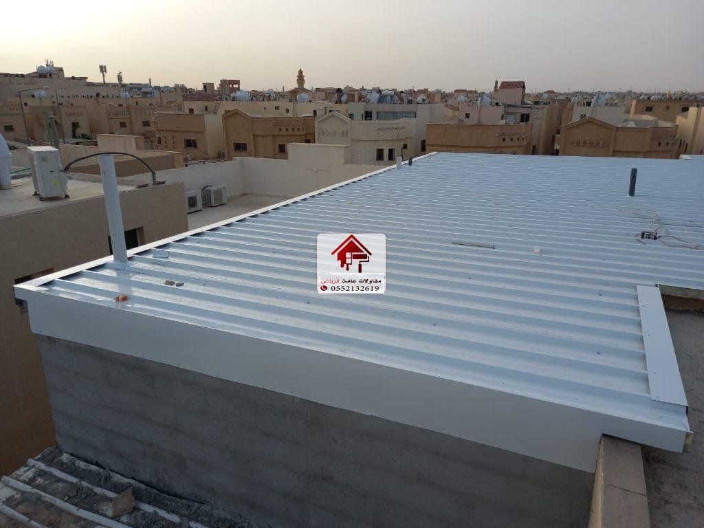 ألواح ساندوتش بانل تتكون من طبقات متعددة،